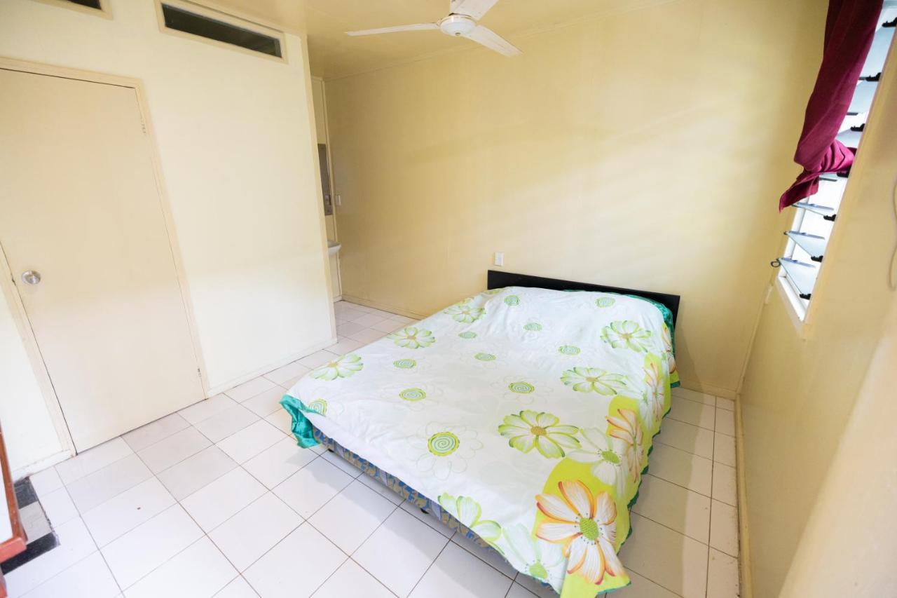 Karls Getaway Hotel And Tours Apia Exterior foto